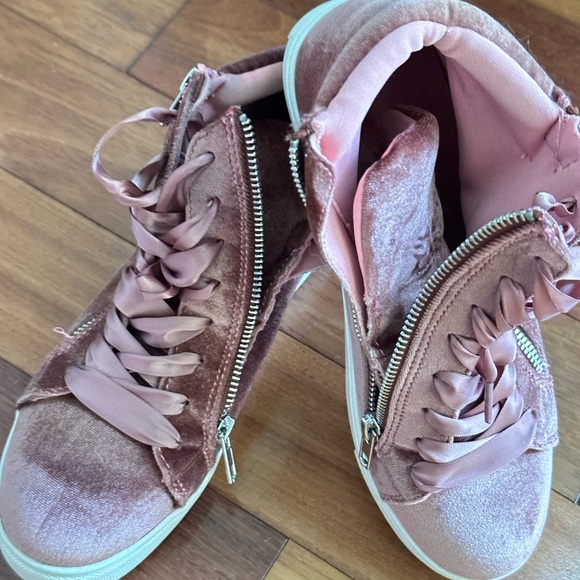 Epicc Brand Fabrics snaekers color pink  style boots like new size 6.5 - Picture 6 of 11